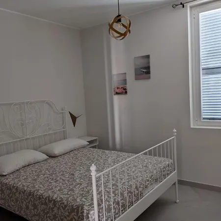 Appartement Quattro Passi Mare 2 Finale Ligure